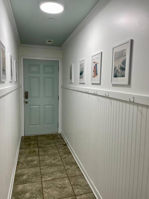3 Bedroom Condo, Ocean Views & Short Walk To Beach! Oak Island Eksteriør billede